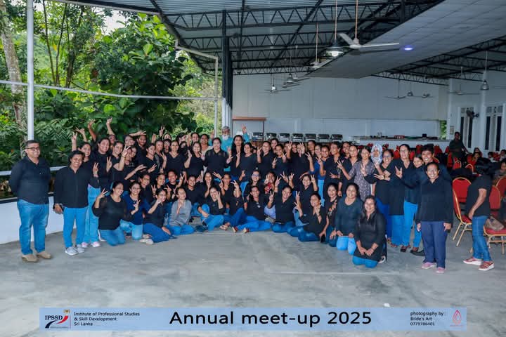 PHOTO-2025-10-08-16-13-46 2