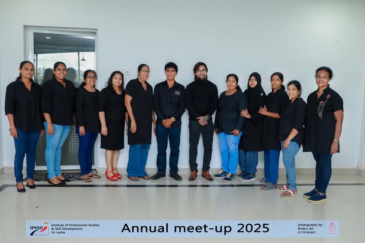 PHOTO-2025-10-08-16-13-47